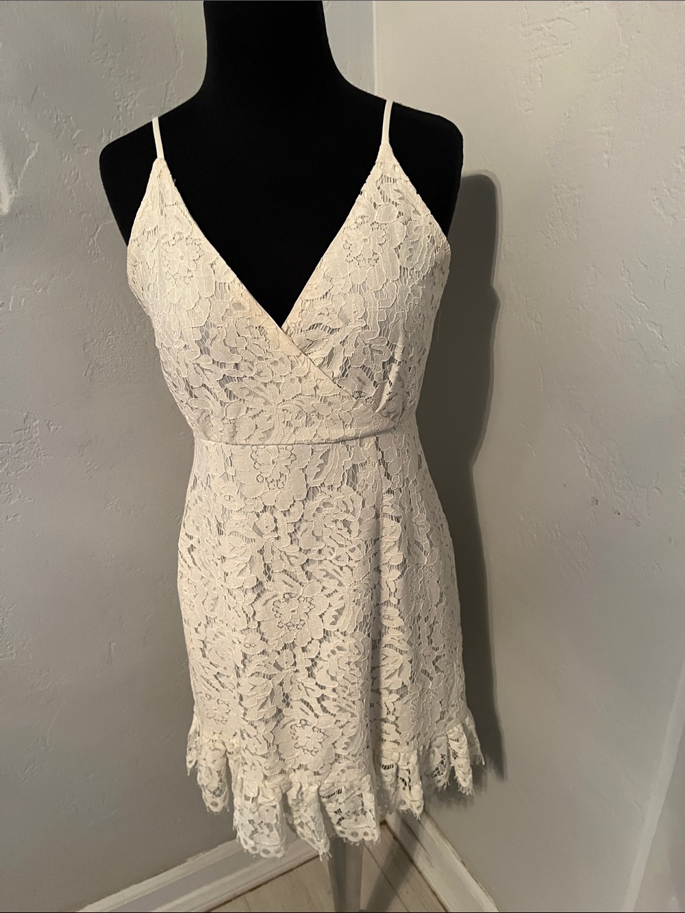 Aqua Cream Lace Mini Dress with Scalloped Hem